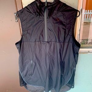 Ivy Park Beyoncé hoodie activewear Vest